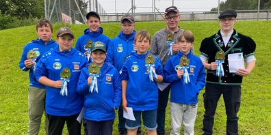 Die neun Zweiggewinner in Horgen aus dem Nachwuchs des Schwingerverbandes Rapperswil und Umgebung.