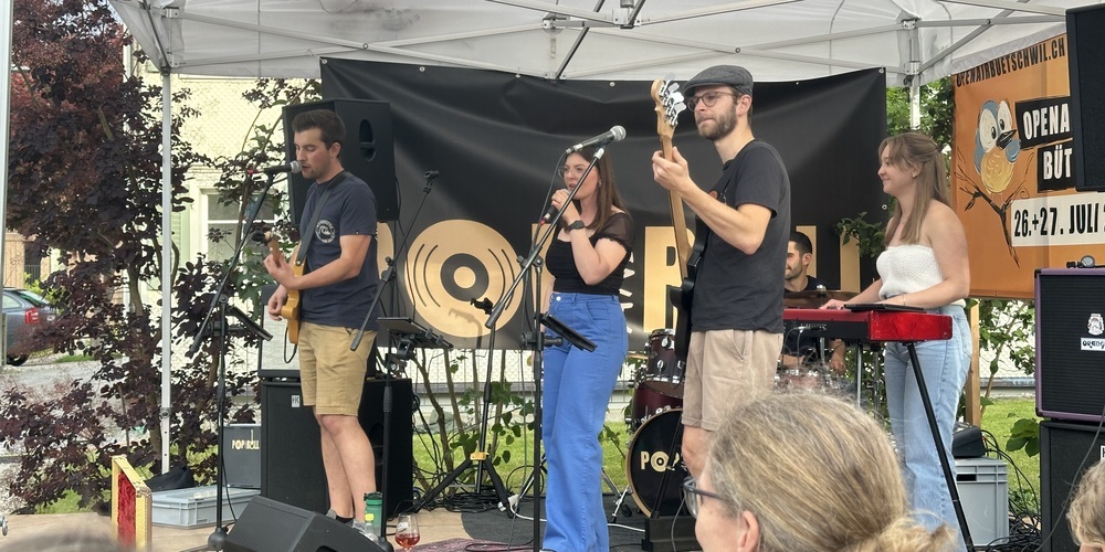 Die Band «Pop and Roll» aus Wil begeisterte das Publikum.