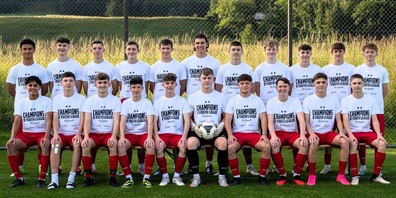 Die Champions im Bild. Hinten, v.l.:  Kimy Ruckstuhl, Davide Vitto, Vleran Djeladini, Linus Brülisauer, Loris Stähelin, Leandro Golem, Leon Pavlovic, Jan Schwager, Aron Zöllig, Tim Loher, Liam Rutz; vorne v.l.: Ravi Burman, Leon Schwingenschrot, Max Weber, Phil Buchmann, Seya Näf, Loïc Müller, Dylan Buchmann, Oskar Kleger, Tom Weber, Louis Rusch. Nicht im Bild das Trainerteam: Fabio Vitto, Stephen Buchmann, Urs Weber.