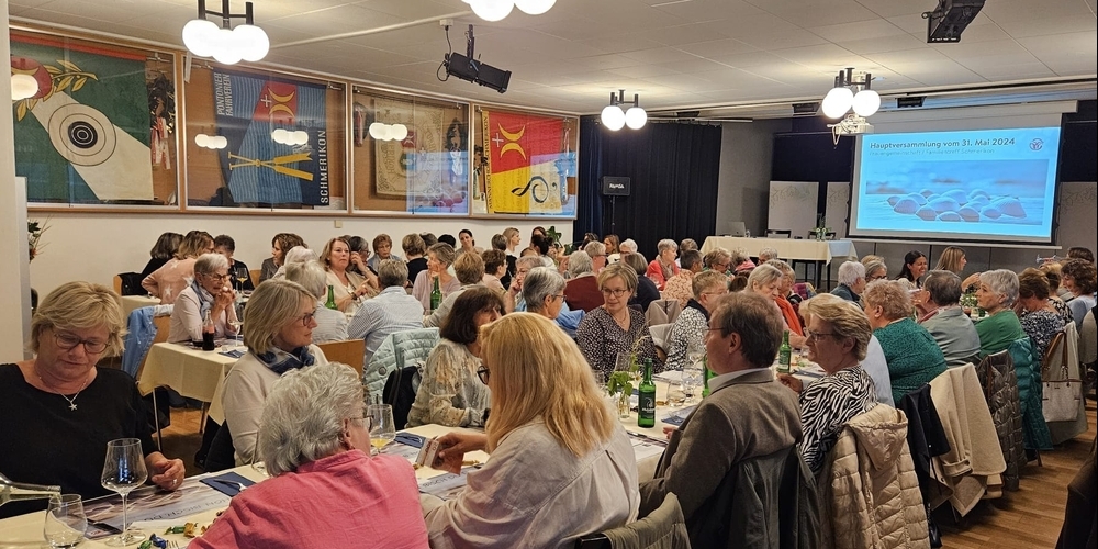 Sehr gut besuchte Hauptversammlung der Schmerkner Frauengemeinschaft.