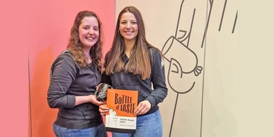 Jolanda Rusch und Salome Lopardo (Fleischfachfrauen Adler Metzg, Niederhelfenschwil)  freuen sich über den Titel des TASTE-Siegers 2024 für ihre Produkt "Buurecoppa"