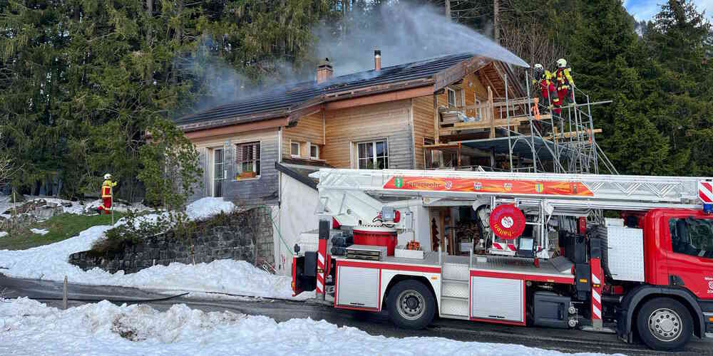 Zwei Feuerwehren mit 50 Mann waren im Einsatz.