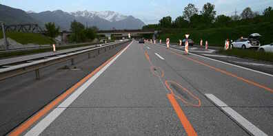 Eine riskante Fahrweise brachte den Motorradfahrer zu Fall.