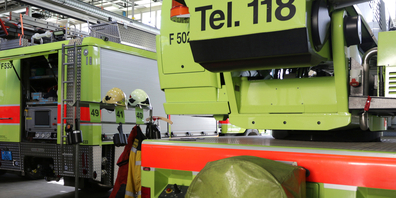 Zur  richtigen Zeit, am richtigen Ort: die Zürcher Feuerwehr rettete eine Wohnungsbewohnerin.
