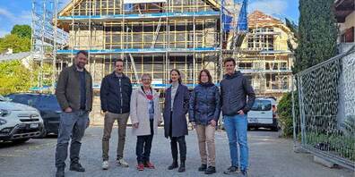 Verantwortlich für den Umbau der Kita Türligarten: v.l.n.r: Philipp Imboden, Marco Caduff, Stadträtin Sandra Maissen, Romana Capaul, Yvonne Joss, Livio Arpagaus