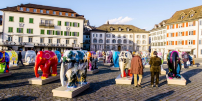 «Elephant Parade Swiss Edition 2024» mit Lakers-Elefantenskulptur. Die künstlerische Gestaltung des Elefanten überlässt der Verein den Schulklassen der Region. (Archivbild)