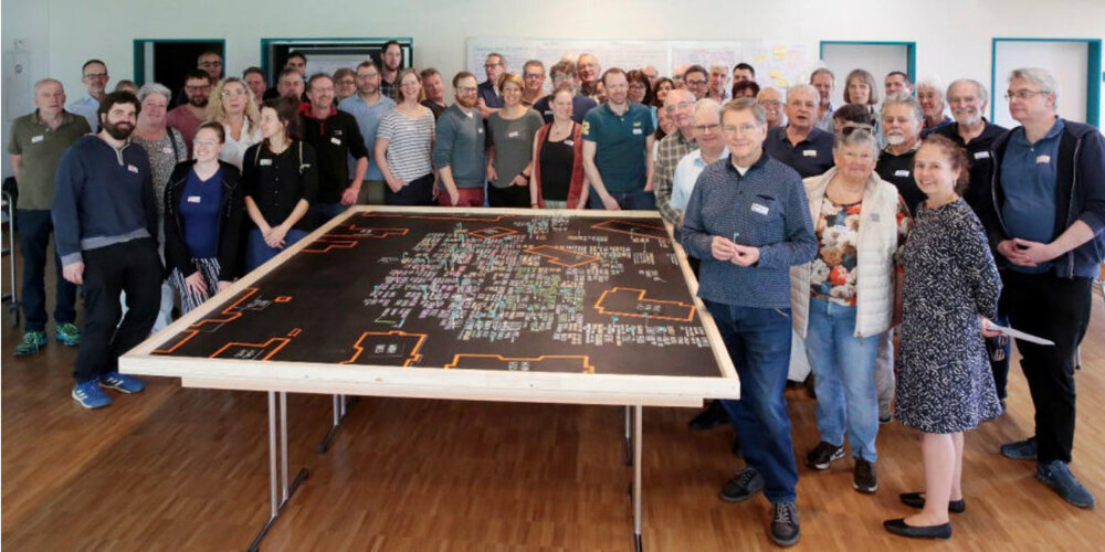Teamwork: Gemeinsam wurde an neuen Ideen für den Gemeindeplatz gearbeitet.