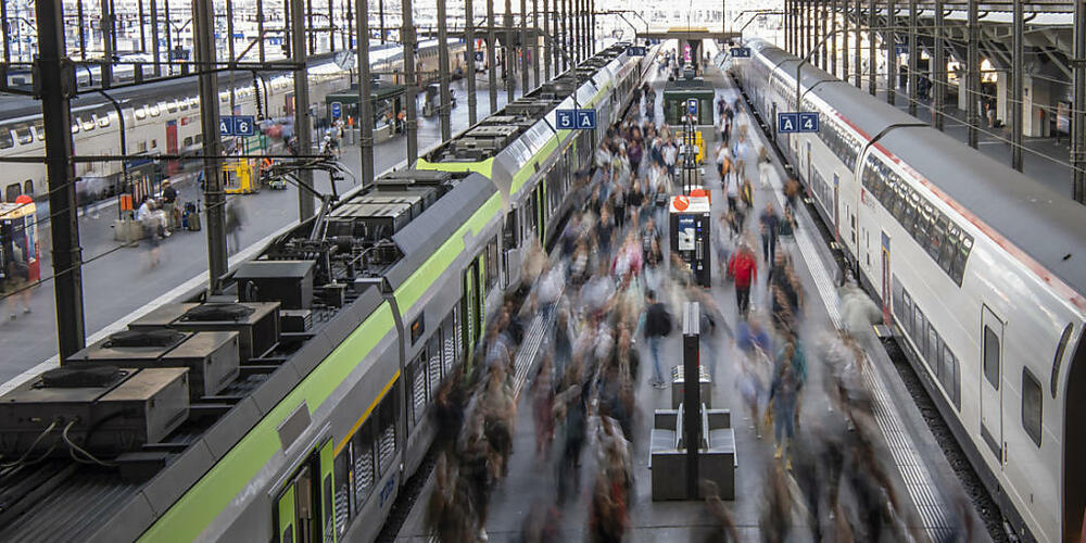 Der Bahnverkehr im Bahnhof Luzern war am Montagmorgen beeinträchtigt. (Archivbild)