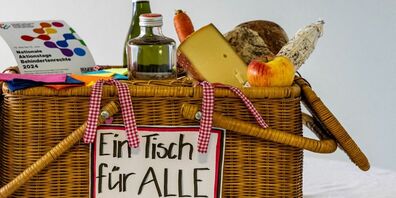 «Ein Tisch für alle» lädt zum Austausch zwischen Menschen mit und ohne Behinderung ein.