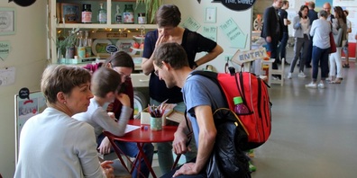 An der ELBI EXPO Thurgau, Erlebnis- und Bildungsmesse können Eltern neue Kompetenzen zu Erziehungsthemen kennenlernen.