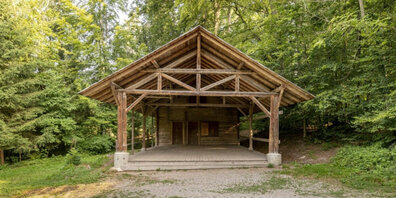 Das Waldschulhaus in Seegräben.
