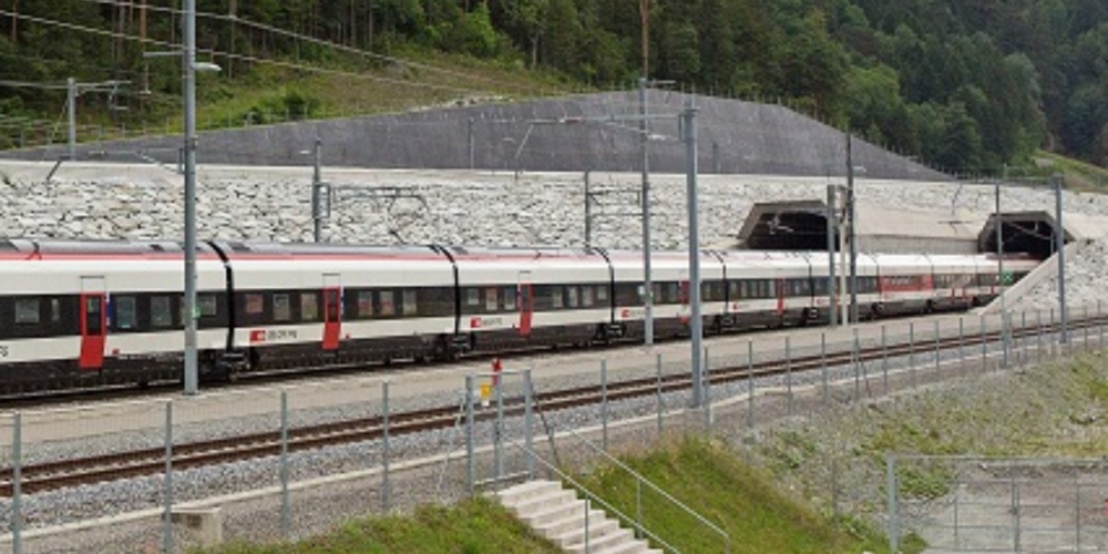 Damit verkehren alle Züge wieder mit Fahrzeiten wie vor der Entgleisung.