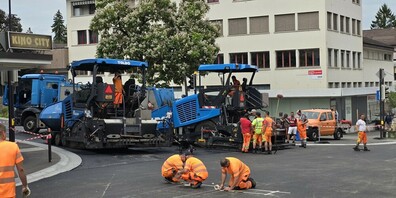 Die Asphaltierung des neuen Deckbelags zwischen Hotel Uzwil und Kino City  wurde am 2. Juli erfolgreich durchgeführt.