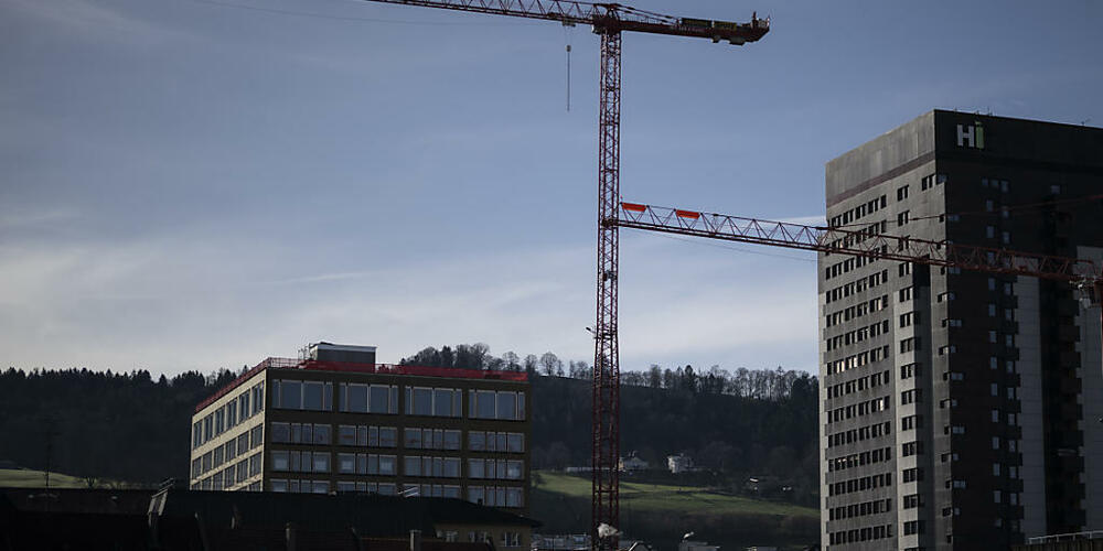 Geht es nach dem Willen der Regierung, wird der künftige St. Galler Spitalverbund in einem nächsten Schritt von einer öffentlich-rechtlichen Anstalt in eine Aktiengesellschaft überführt. Im Bild zu sehen ist das Kantonsspital St. Gallen. (Arc...