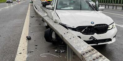 Am Unfallauto entstand Totalschaden.