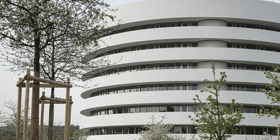 Der Kantonsrat hat dem Kinderspital 35 Millionen für das laufende Jahr und 50 Millionen für den Neubau bewilligt. Im Bild das neue Forschungszentrum für das Kind, von den Star-Architekten Herzog und de Meuron. (Archivbild)