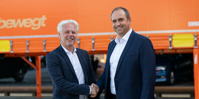 Oskar Kramer (links) übergibt seinen Posten an Thomas Niederer (rechts).