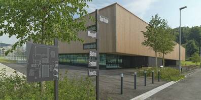 Die Sporthalle ist ein gelungener Bau und erfreut sich wie die Minigolf-Anlage, das Bistro sowie die Aussensportanlagen über grosse Beliebtheit. (Bild: Simon Walther)