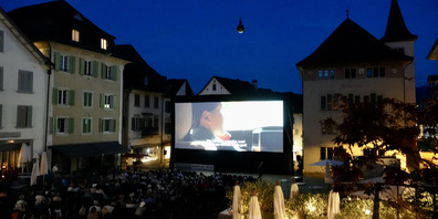 Grosses Interesse am ersten Filmabend des Open Air am Hauptplatz
