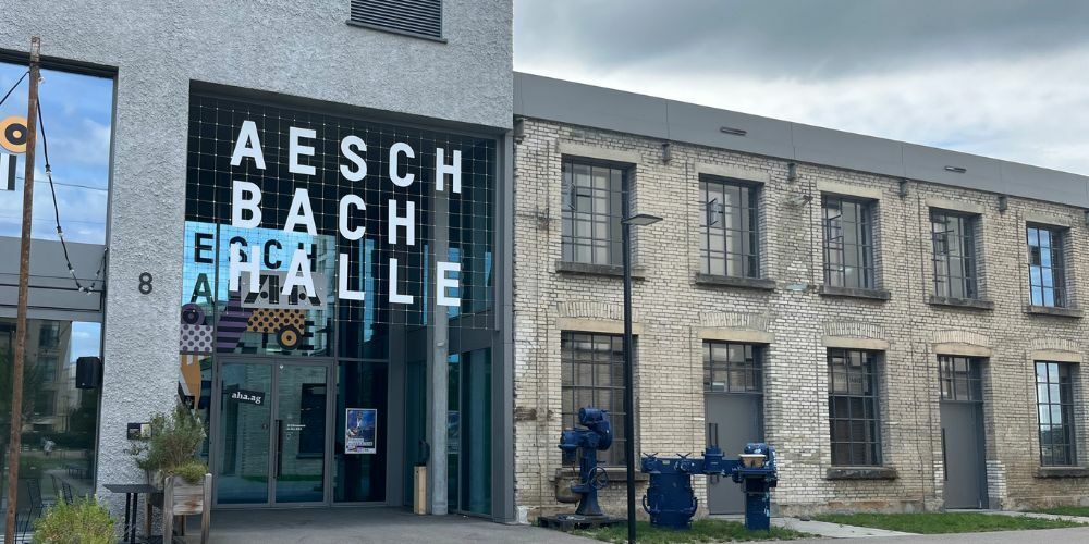 Zwei Hochbeete vom Verein sind auf dem Areal der Aeschbachhalle auffindbar.