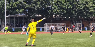 Testspiel gegen den FCSG U21 bei sommerlichen Temperaturen, ansonsten aber hervorragenden Bedingungen auf der Rüti in Henau.