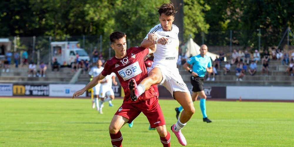 Felipe Borges (rechts) hat seinen Vertrag frühzeitig verlängert. 