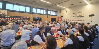 Eine gehaltvolle Festansprache von Yves Beutler und musikalische Darbietungen durch den Männerchor Henau, die Alphorner Oklahoma und den Jodlerclub Uzwil waren die Highlights der Uzwiler Bundesfeier 2024.