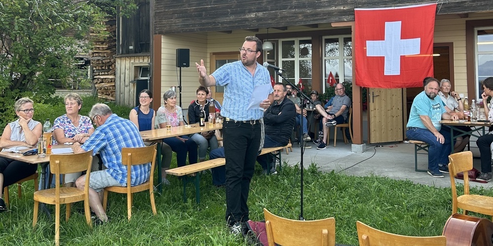 130 Besucherinnen und Besucher lauschten der Rede von Christian Vogel.