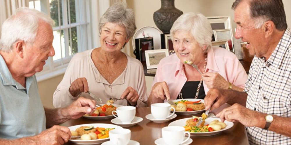 Die gemeinsamen Mittagessen werden von der Fachstelle Alter regelmässig organisiert.