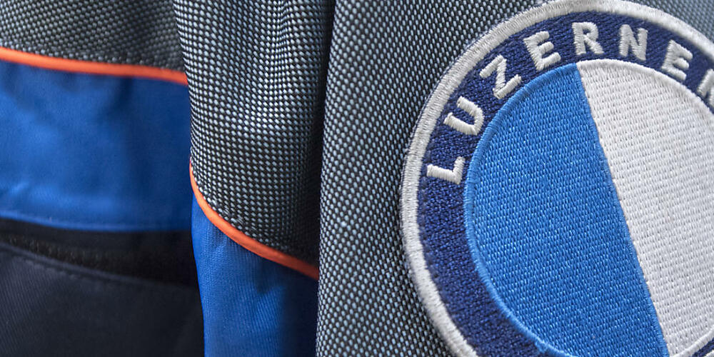 Zwei Männer haben sich am Samstag in der Stadt Luzern bei einem Streit gegenseitig verletzt. (Symbolbild)