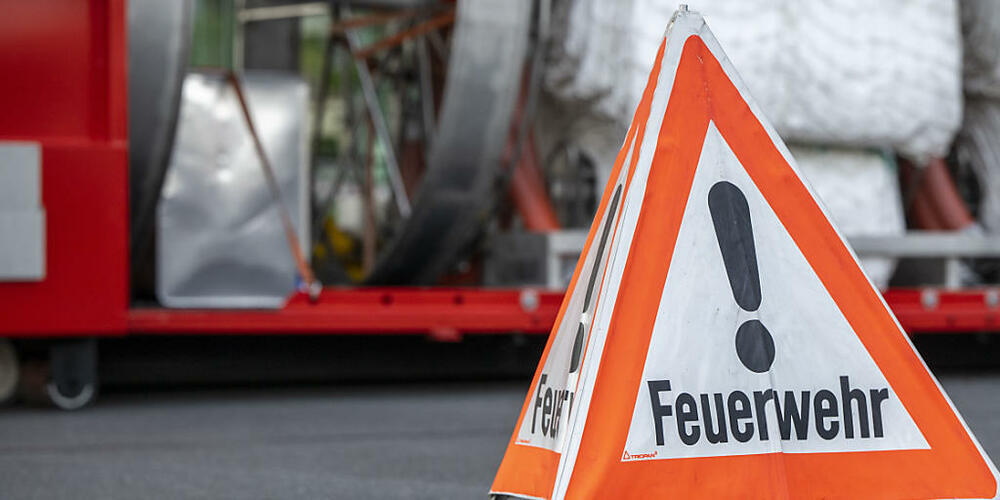 In Dagmersellen LU ist am Mittwochmorgen eine Scheune in Brand geraten. (Archivbild)