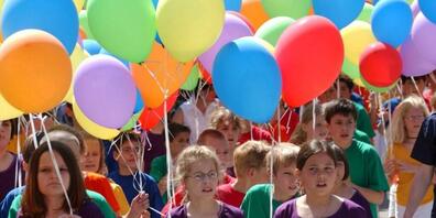 Das St. Galler Kinderfest gibt es in verschiedenen Ausprägungen seit 200 Jahren. Es findet jeweils nur bei schönem und trockenem Wetter statt. (Archivbild)
