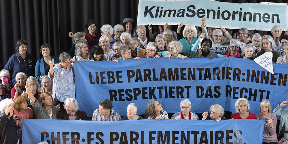 Die Klimaseniorinnen seien ein von Greenpeace gesteuerter Verein, schrieb ein St. Galler FDP-Kantonsrat in einem Vorstoss. (Archivbild)