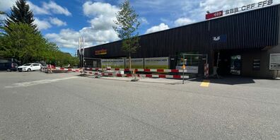Dieses Bild ist nun Vergangenheit, denn letzten Samstag konnte der Begegnungsplatz am Bahnhofplatz Suhr eingeweiht werden.