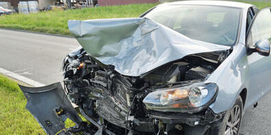 In Römerswil LU kam es zu einer Frontalkollision zwischen zwei Autos.