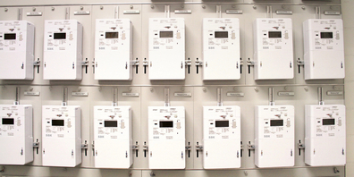 Die alten Stromzähler haben ausgedient, Smartmeter ersetzen sie. (Symbolbild)