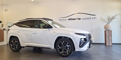 Das funktionale Design des TUCSON mit dem neu gestalteten Innenraum und einer Vielzahl innovativer Technologien an Bord machen ihn zum perfekten Begleiter für jede Fahrt.