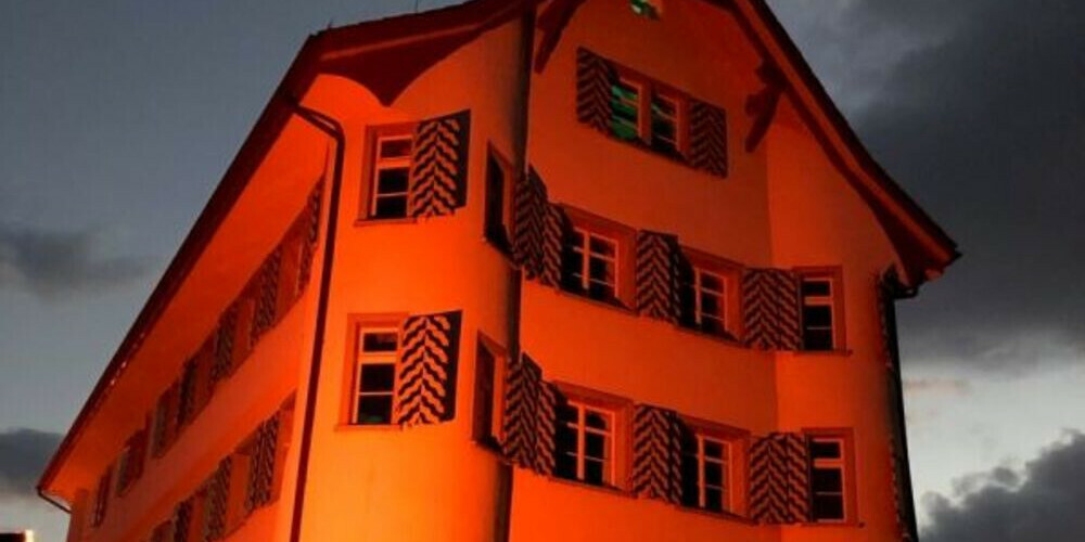 Für einmal kann das Schloss Dottenwil auch nachts besichtigt werden.