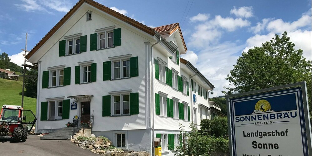 Der Landgasthaus Sonne Wintersberg GmbH wird Boden und ein EFH im Bendel übertragen.
