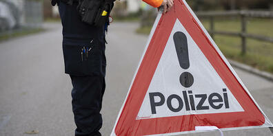 Die Kantonspolizei St. Gallen wurde zu einem Arbeitsunfall in Bütschwil gerufen. (Archivbild)