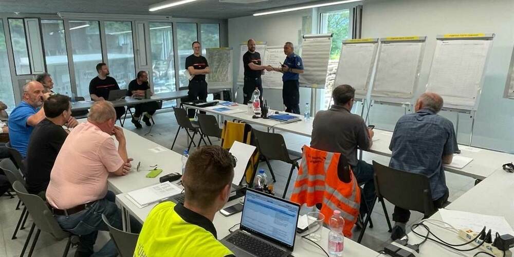 Die Übergabe an den regionalen Führungsstab