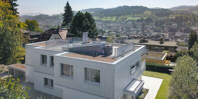 Der neuste Immobilienmarktbericht der St.Galler Kantonalbank sieht auch für die  kommenden Monate eine Aufwärtstendenz bei den Eigenheimpreisen