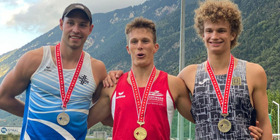 Reto Fässler (l.) holte bei den U23-SM im Zehnkampf den 2. Platz. Platz 1: Silvan Brügger, Platz 3: Louis Miller. 