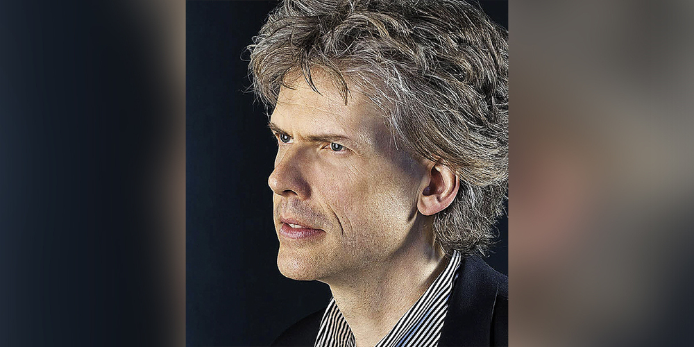 Sein Publikum kommt aus dem Staunen nicht heraus: Hannfried Lucke kredenzt an der Orgel wahre Wunderwerke.