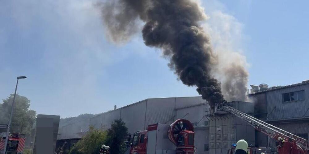 Im Industriegebiet in Untersiggenthal brannte am Mittwoch ein Gebäude.