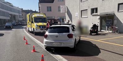 Der Rettungsdienst brachte den 92-jährigen Mann ins Spital.