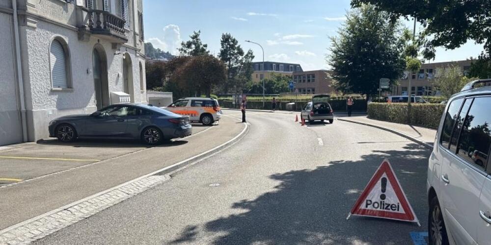 Ein 10-jähriges Kind rannte gemäss der Stadtpolizei unverhofft auf die Strasse.
