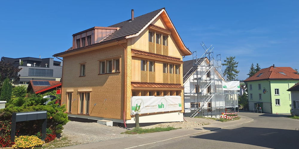 Der Neubau an der Bazenheider Bahnhofstrasse