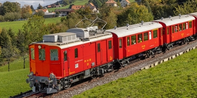 Seit 2023 als bewegliches Kulturerbe des Kantons St.Gallen unter Schutz gestellte Zugkomposition der Rorschach-Heiden-Bahn. Der Zug fährt am Samstag.