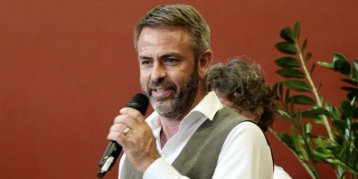 Michael Rütsche tritt als FDP-Präsident Uznach zurück.